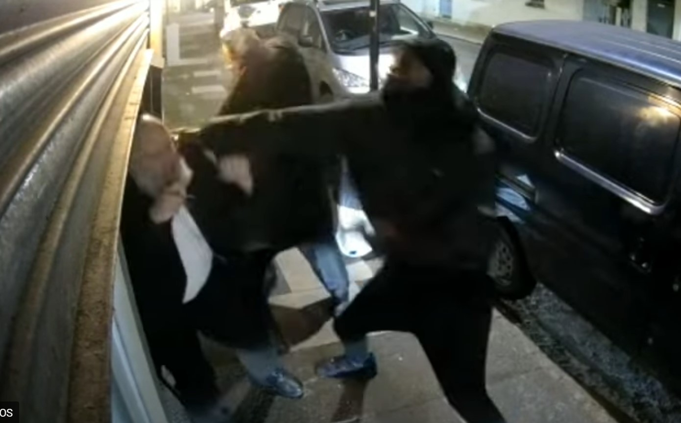 Bösartiger Angriff auf zwei ältere chassidische Juden in London