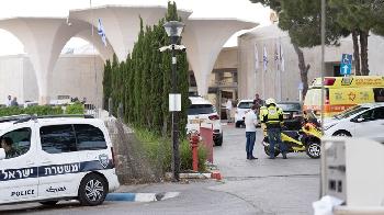 Jerusalemer Hotelangestellter von Aufzug erschlagen