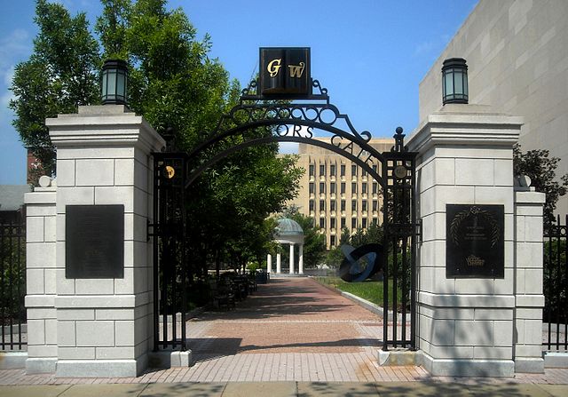Die George Washington University untersucht Vorwürfe der antisemitischen Belästigung eines Professors
