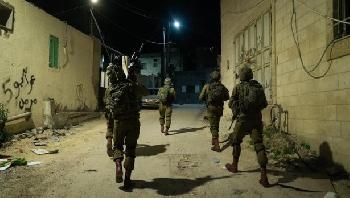 10 Terroristen wurden über Nacht in Judäa und Samaria festgenommen
