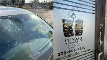 „Wütender Mann“ versucht während des Schabbats, die Tür des Florida Chabad House aufzubrechen