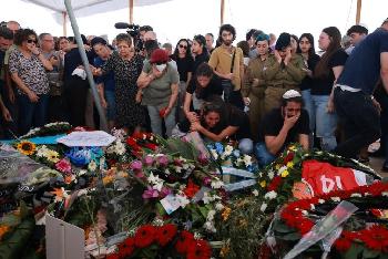 Wie der Terroranschlag auf die Familie Kutz eine Nation in kollektive Trauer stürzt