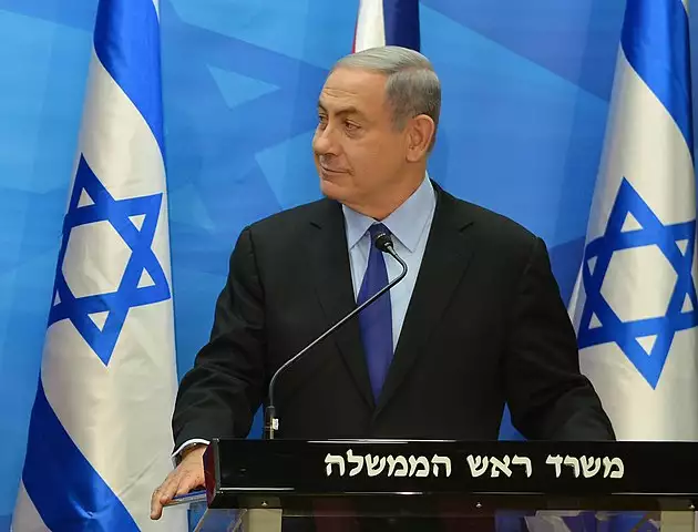 Netanyahu bleibt Favorit für Premierministerposten trotz Misstrauens in seine Absichten, laut neuer Umfrage