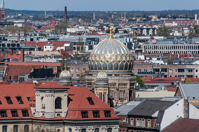 Jüdisches Leben in Deutschland: Angst zwingt Gemeinden zur Vorsicht